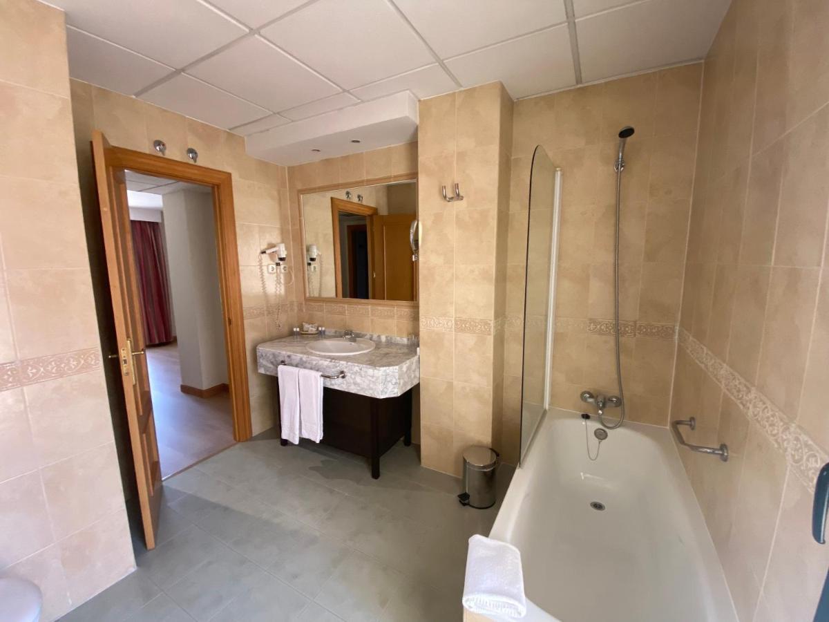 Hotel Equo Aranjuez Extérieur photo